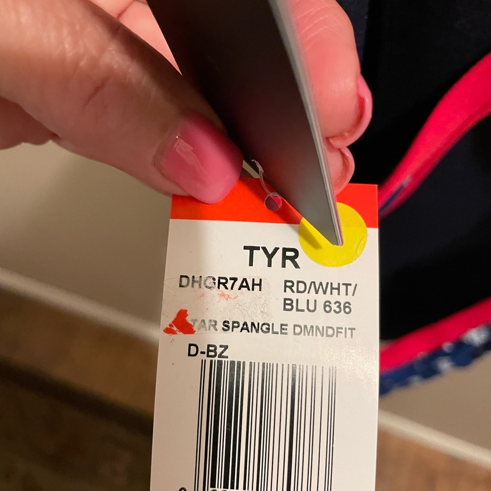 NWT TYR Womens Cutout swimsuit - Picture 4 of 7